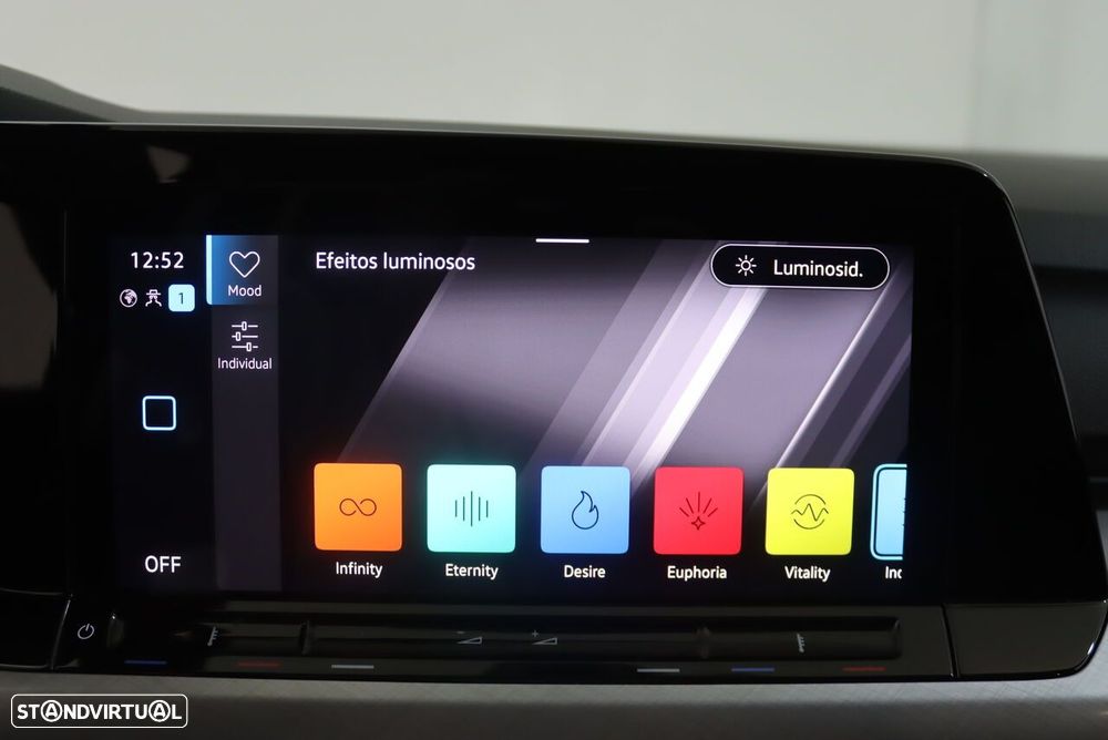 VW Golf 1.0 TSI Life - 27