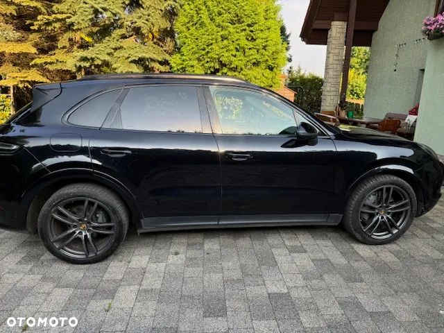 Porsche Cayenne S - 11