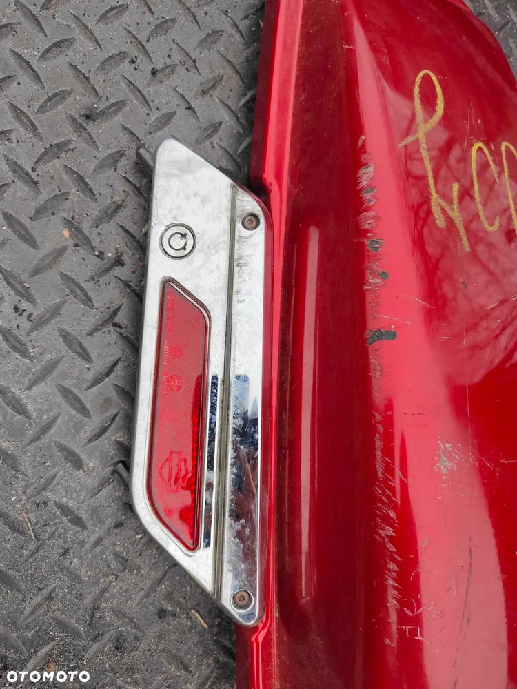 Harley FLD Dyna Switchback wieczko pokrywa kufra prawa - 4