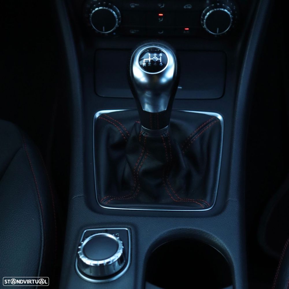 Mercedes-Benz A 200 CDI AMG Line - 20