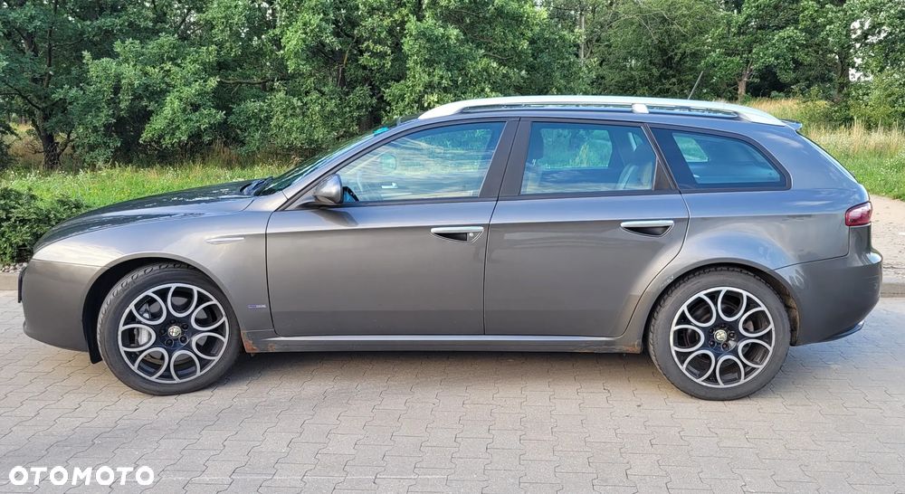 Alfa Romeo 159 Sportwagon ver-159-2-4jtdm-q4-distinctive - 6