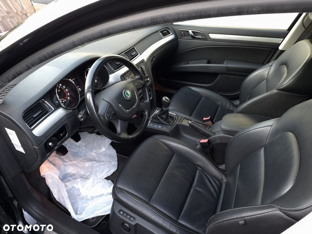 Skoda Superb 2.0 TDI Platinum - 13