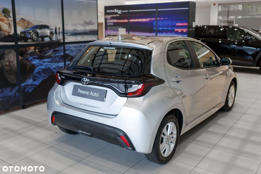 Toyota Yaris 1.5 Comfort - 4