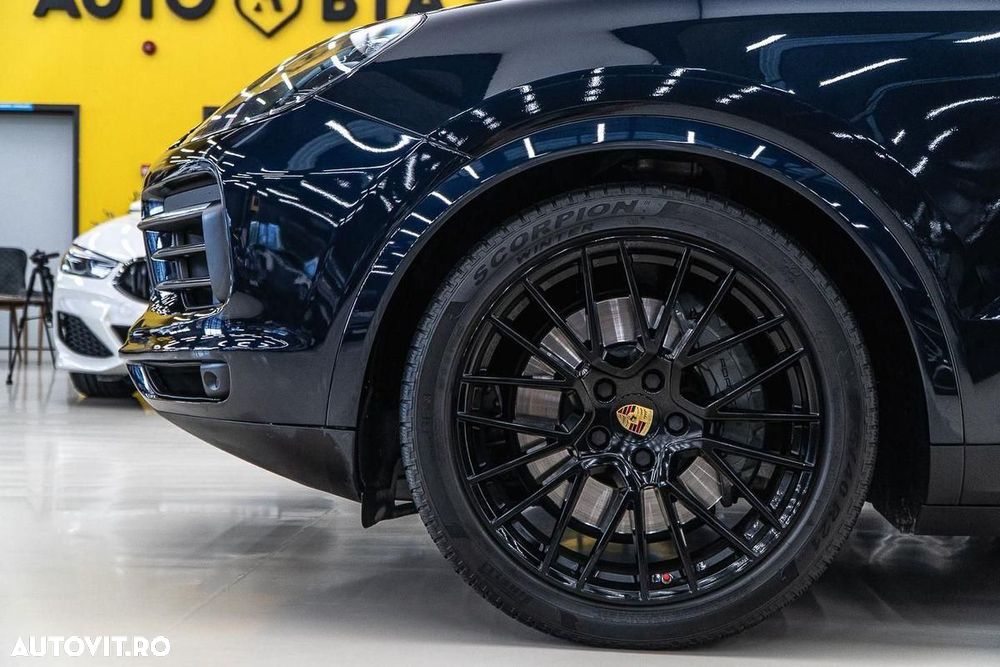 Porsche Cayenne S Tiptronic S Platinum Edition - 36