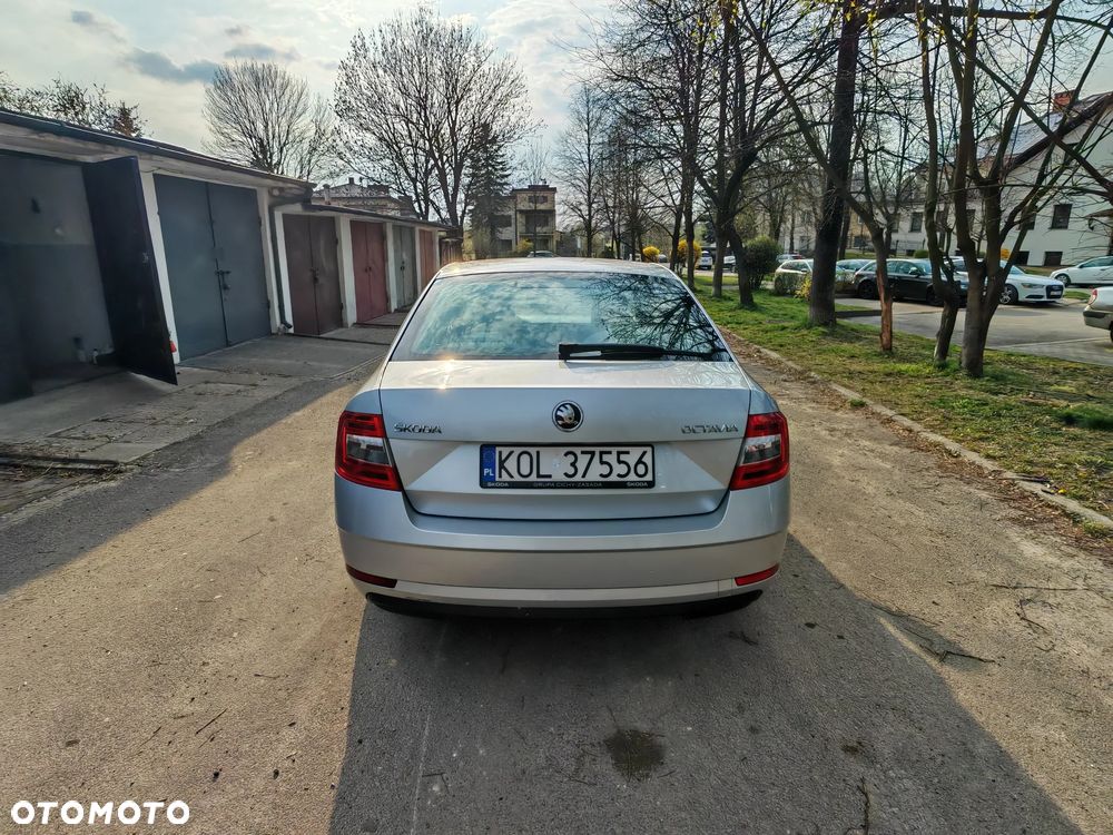 Skoda Octavia 1.6 TDI Ambition - 6