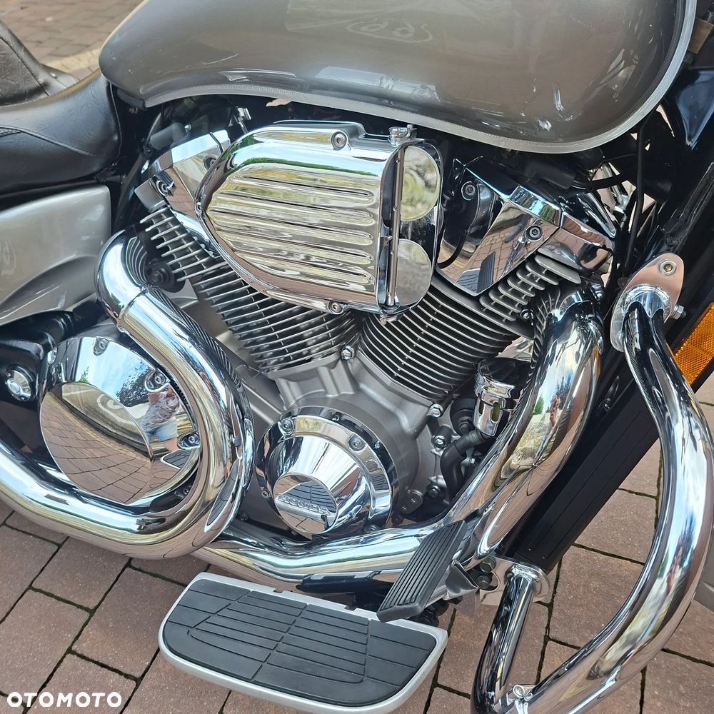 Honda VTX - 16