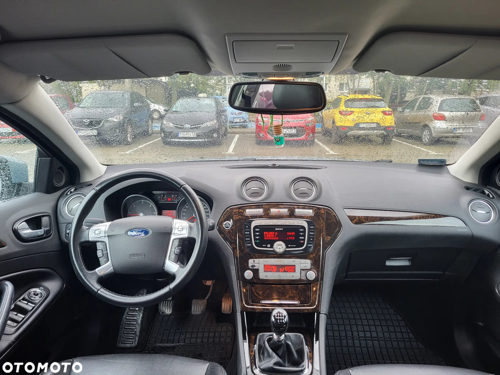 Ford Mondeo 2.0 TDCi Ghia - 11