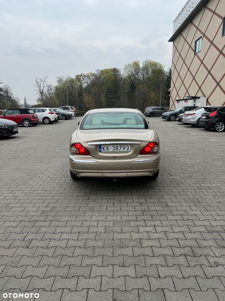 Jaguar X-Type 2.0 Executive - 1