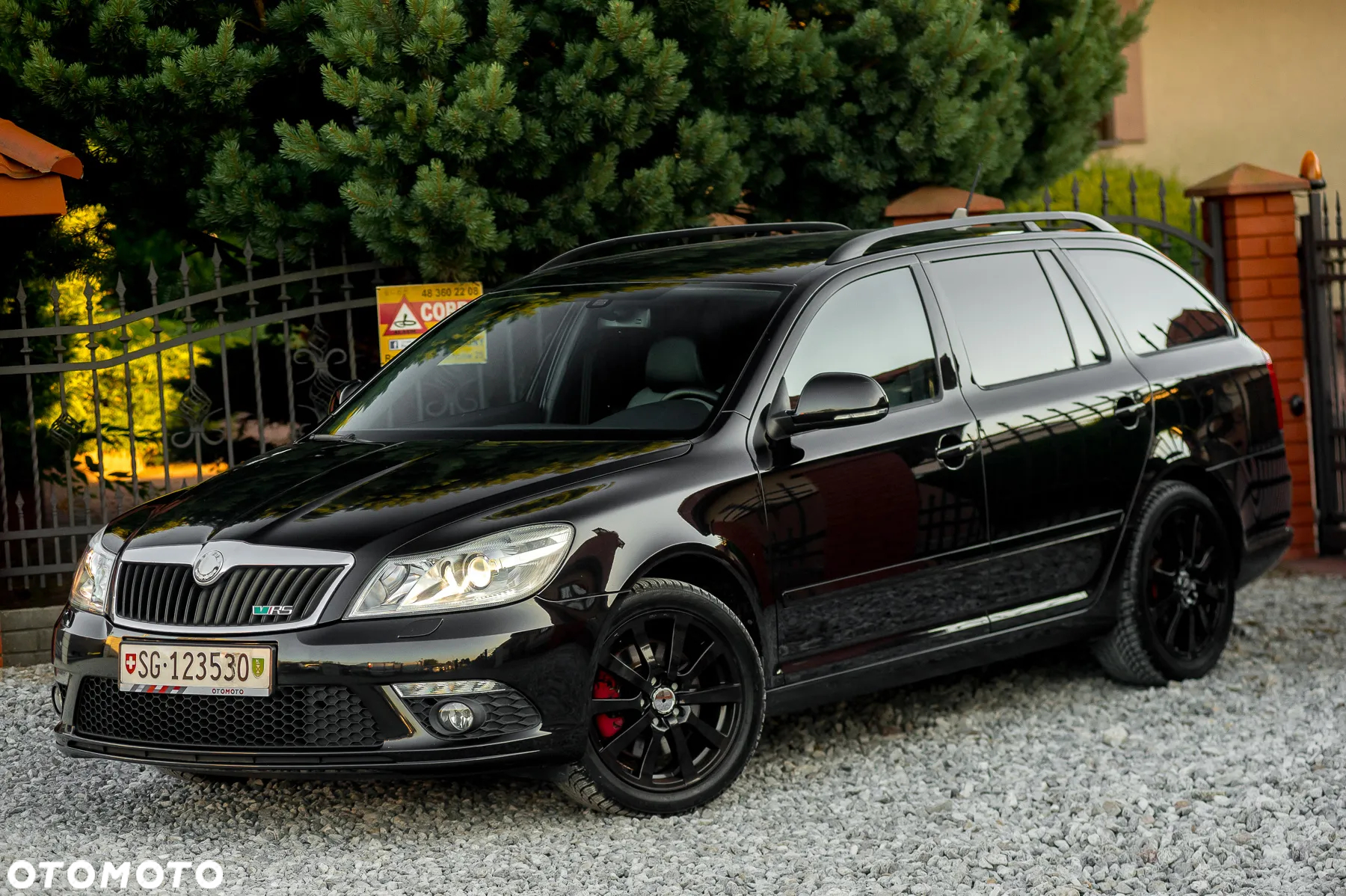 Skoda Octavia Combi 2.0 TSI RS - 6