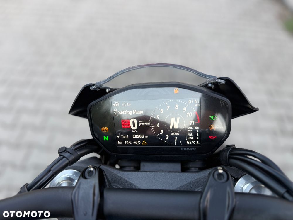 Ducati Monster - 17