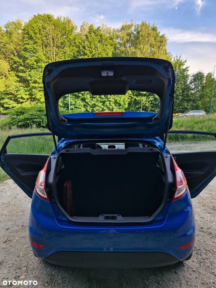 Ford Fiesta 1.25 Ambiente EU5 - 11