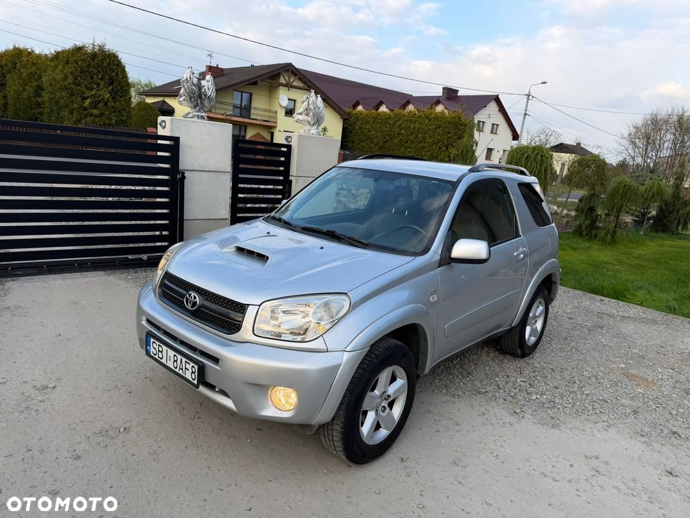 Toyota RAV4 2.0 D-4D Sol - 2