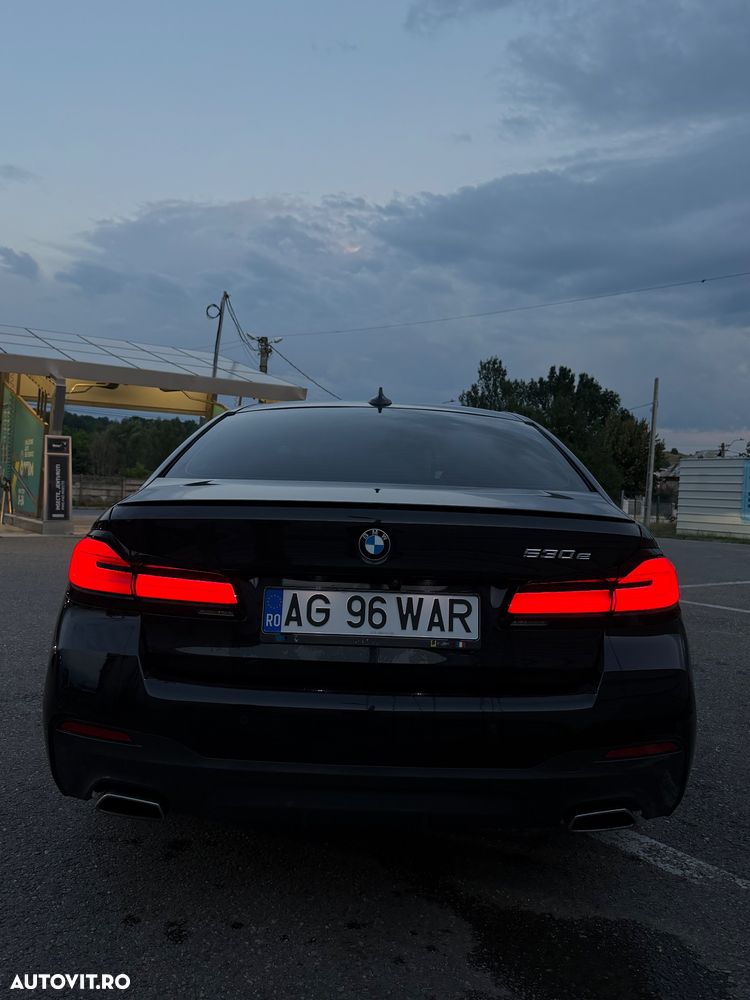 BMW Seria 5 530e Aut. M Sport Edition - 7
