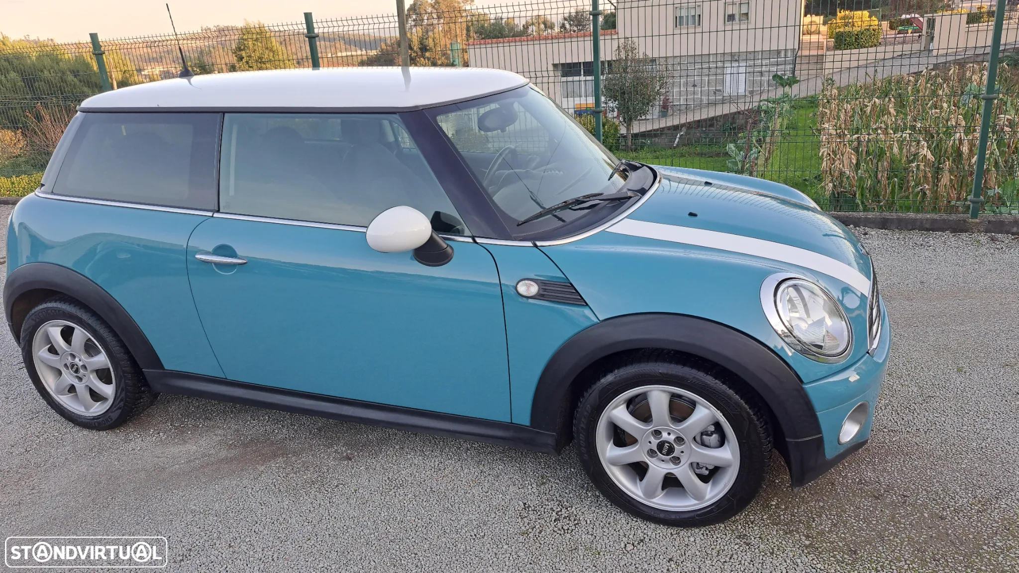 MINI 3 Portas Cooper D - 4