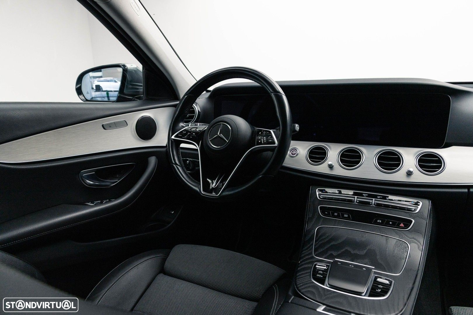 Mercedes-Benz E 300 de AMG Line - 15
