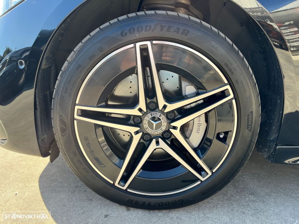 Mercedes-Benz C 300 e T 9G-TRONIC AMG Line - 13