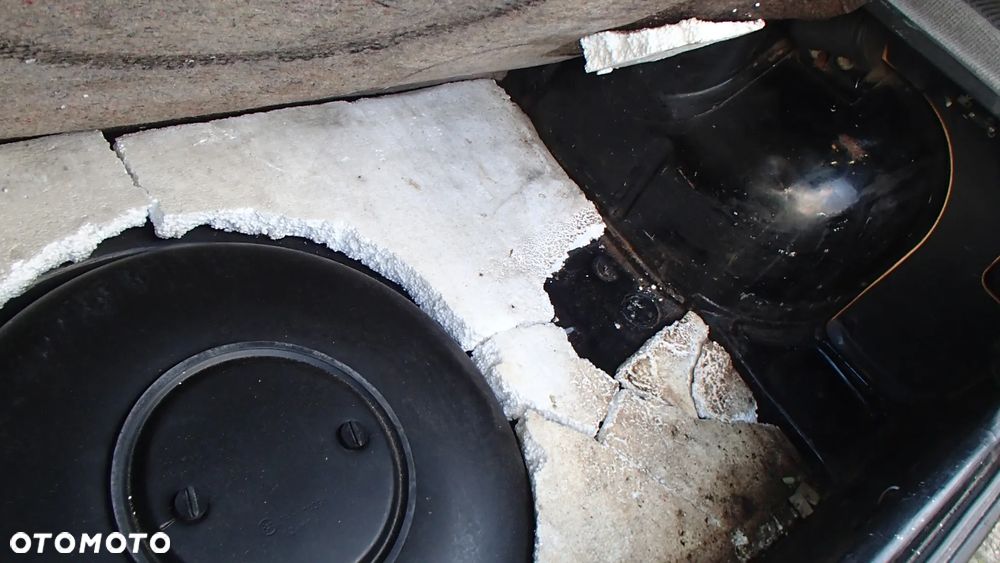 Volkswagen Golf 1.3 - 35