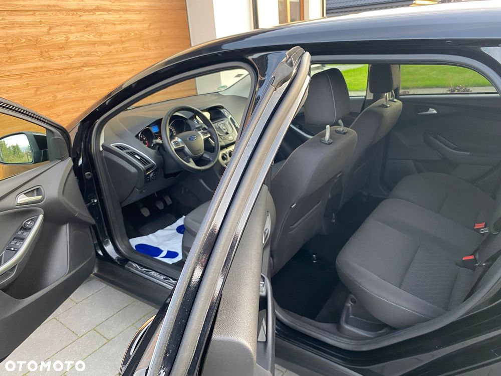 Ford Focus 1.0 EcoBoost Start-Stopp-System SYNC Edition - 32