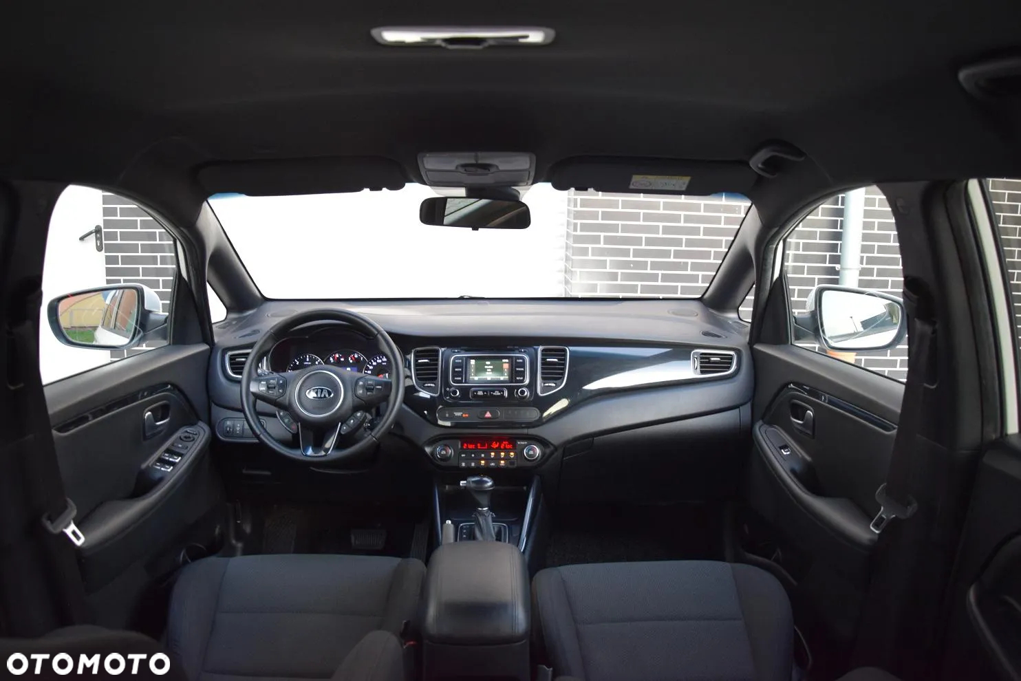 Kia Carens 1.7 CRDi 141 ISG Dream-Team Edition - 8