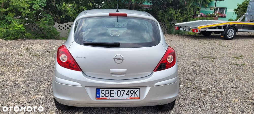 Opel Corsa - 8
