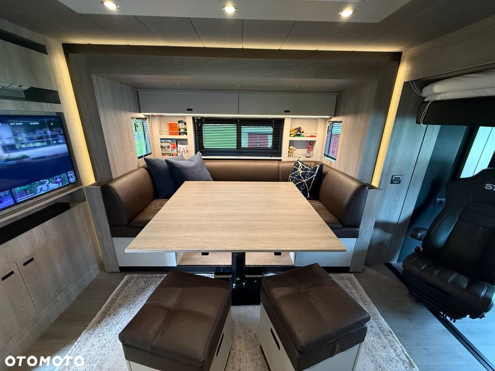 Scania Koniowóz STX S770 5-koni + Duża przyczepa, 4-konie - 17