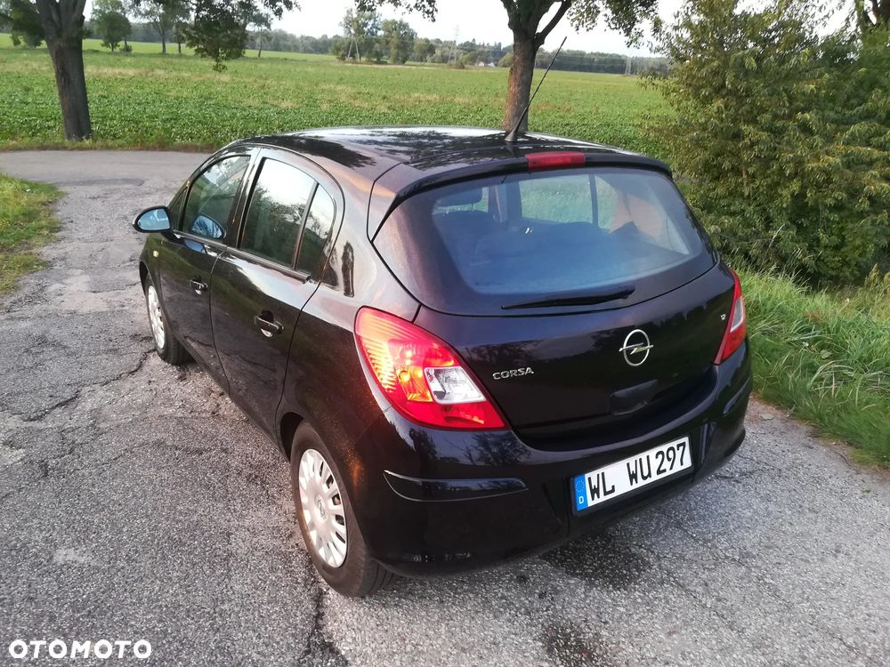 Opel Corsa 1.2 16V Cosmo - 7