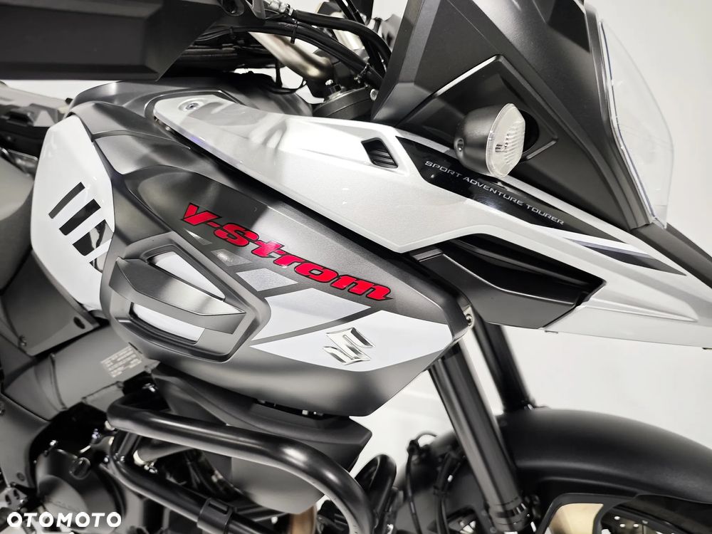 Suzuki V-STROM - 16
