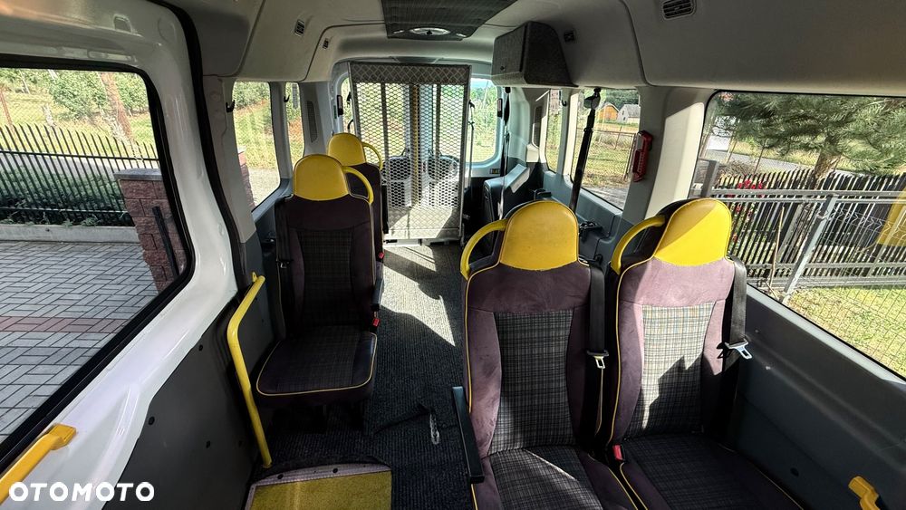 Ford Transit - 13