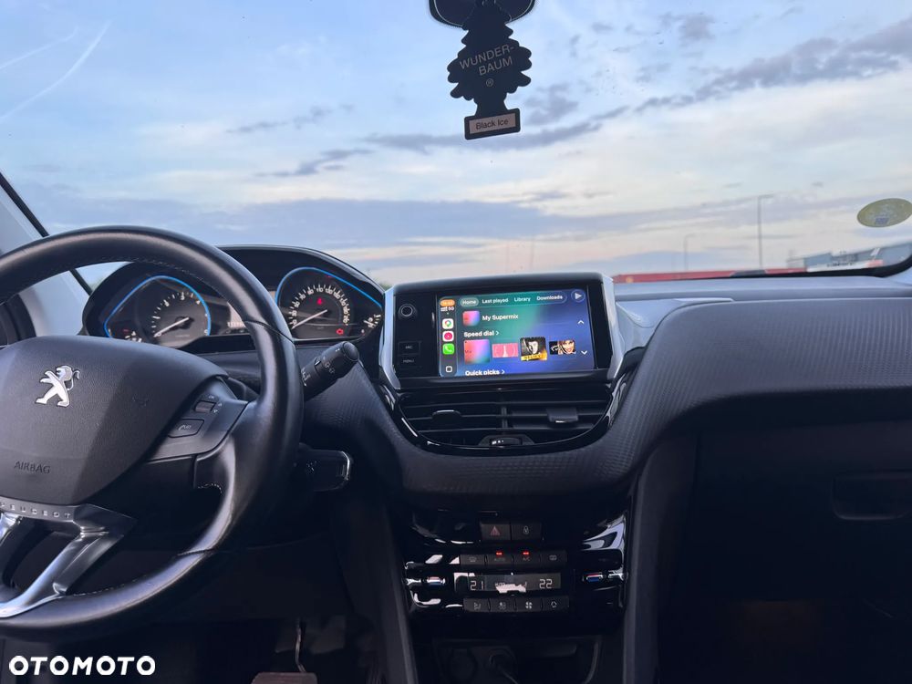 Peugeot 2008 - 23