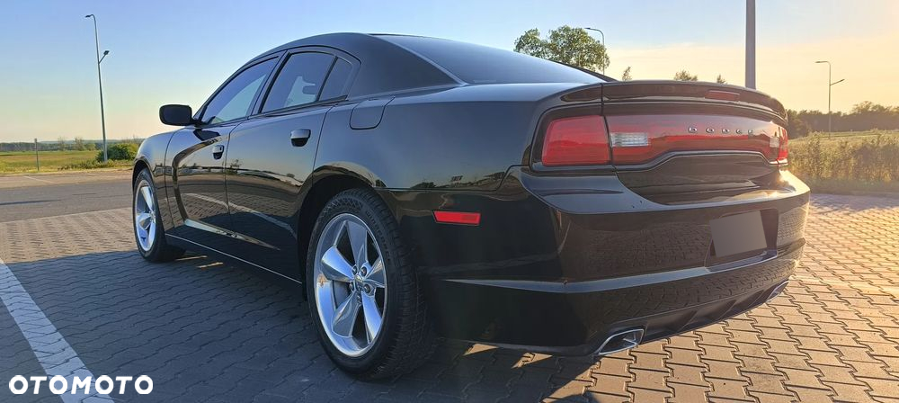 Dodge Charger 3.6 GT - 4