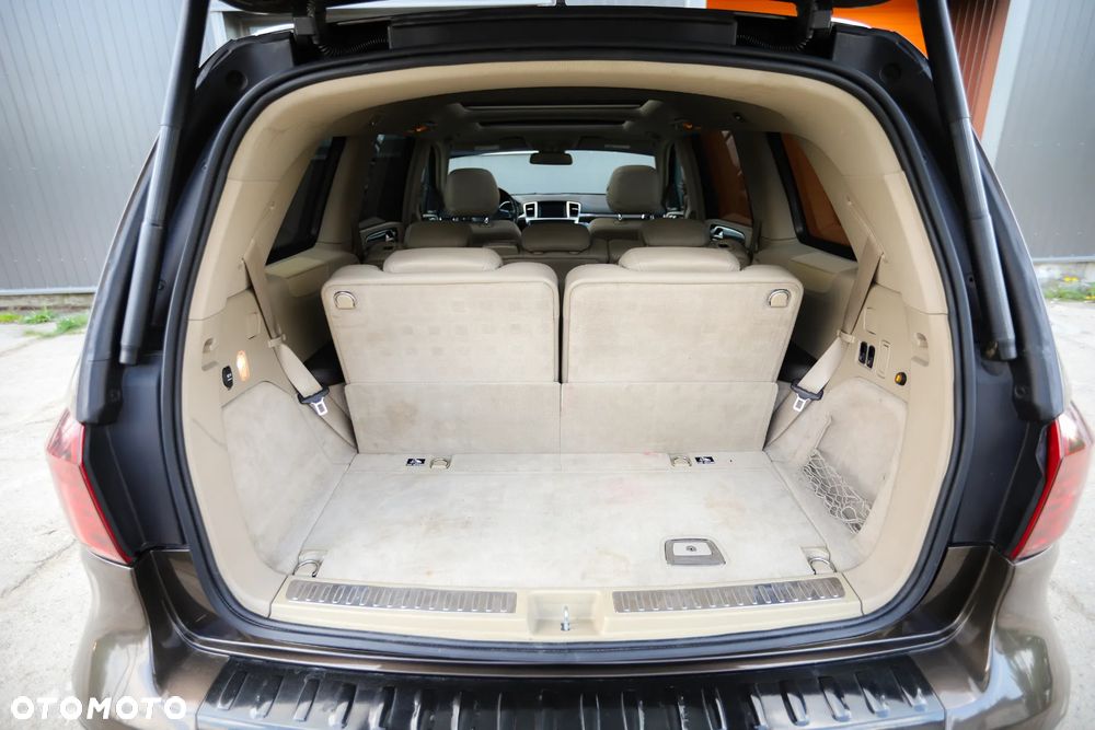 Mercedes-Benz GL 450 4Matic 7G-TRONIC - 25