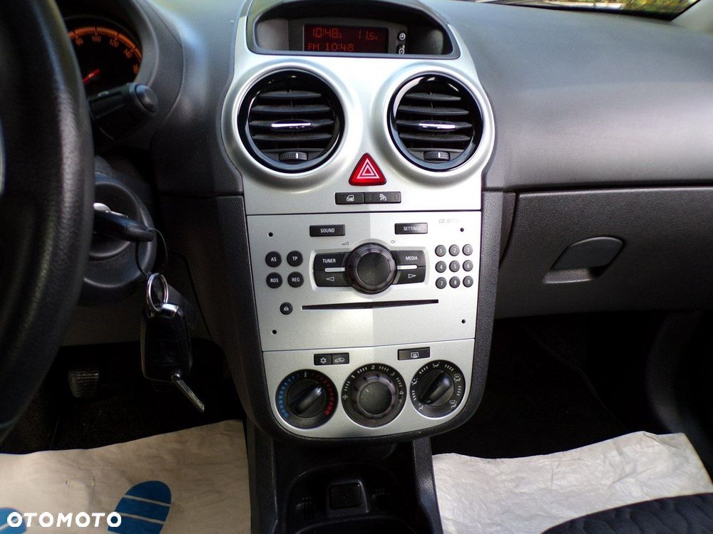 Opel Corsa - 21