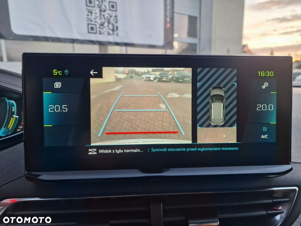 Peugeot 3008 1.6 PureTech HYbrid GT Line S&S EAT8 - 27