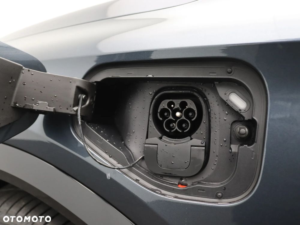 Cupra Formentor 1.5 e-Hybrid DSG VZ - 35
