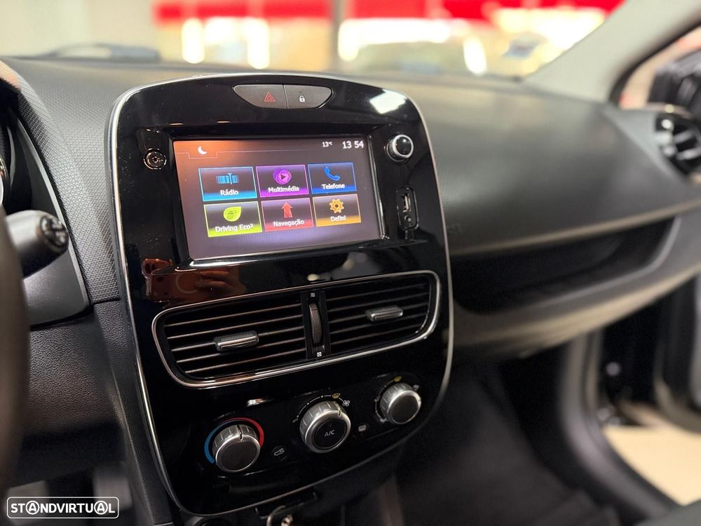 Renault Clio 0.9 TCe Limited - 24