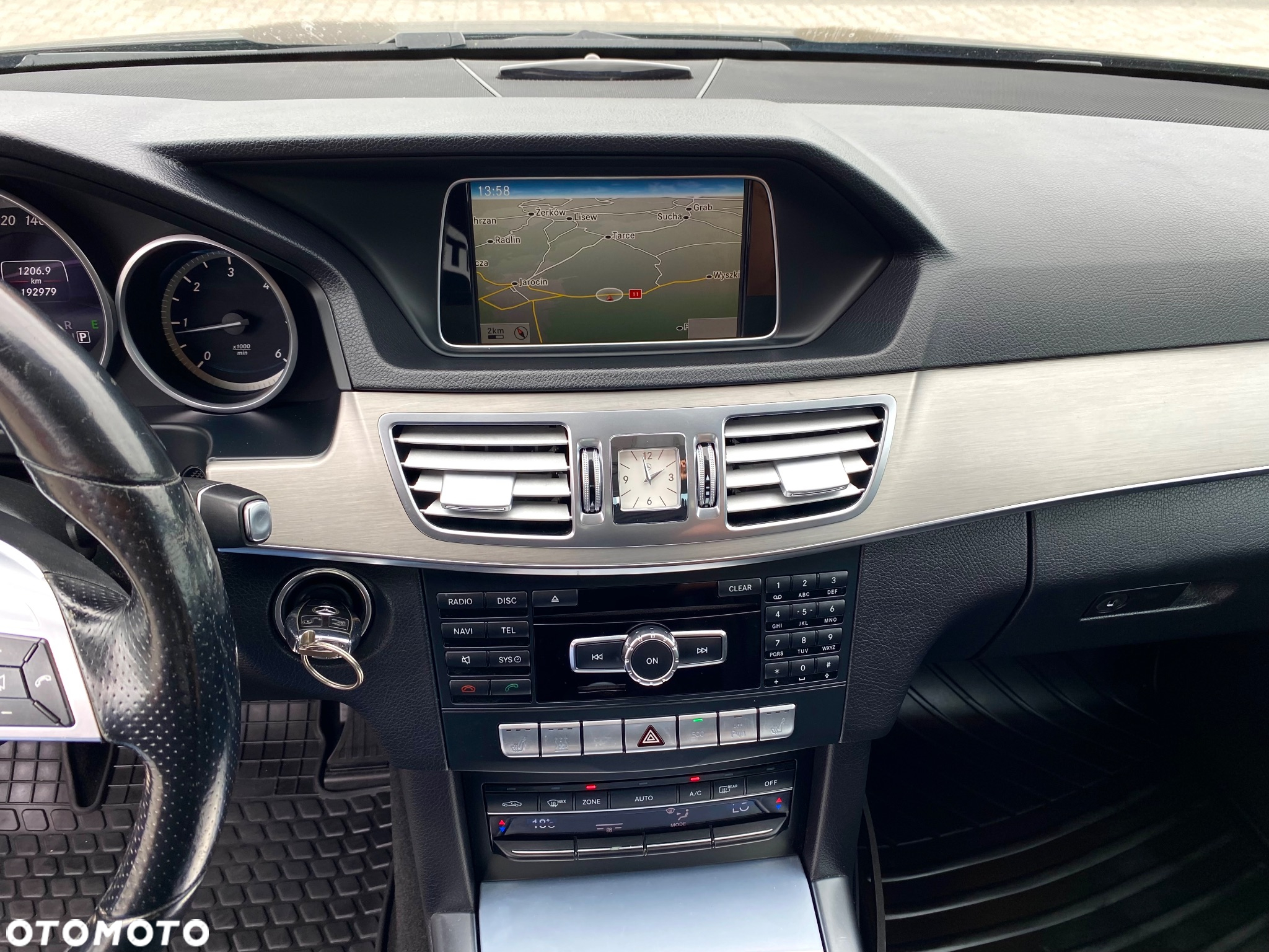 Mercedes-Benz Klasa E 220 BlueTEC 9G-TRONIC - 14