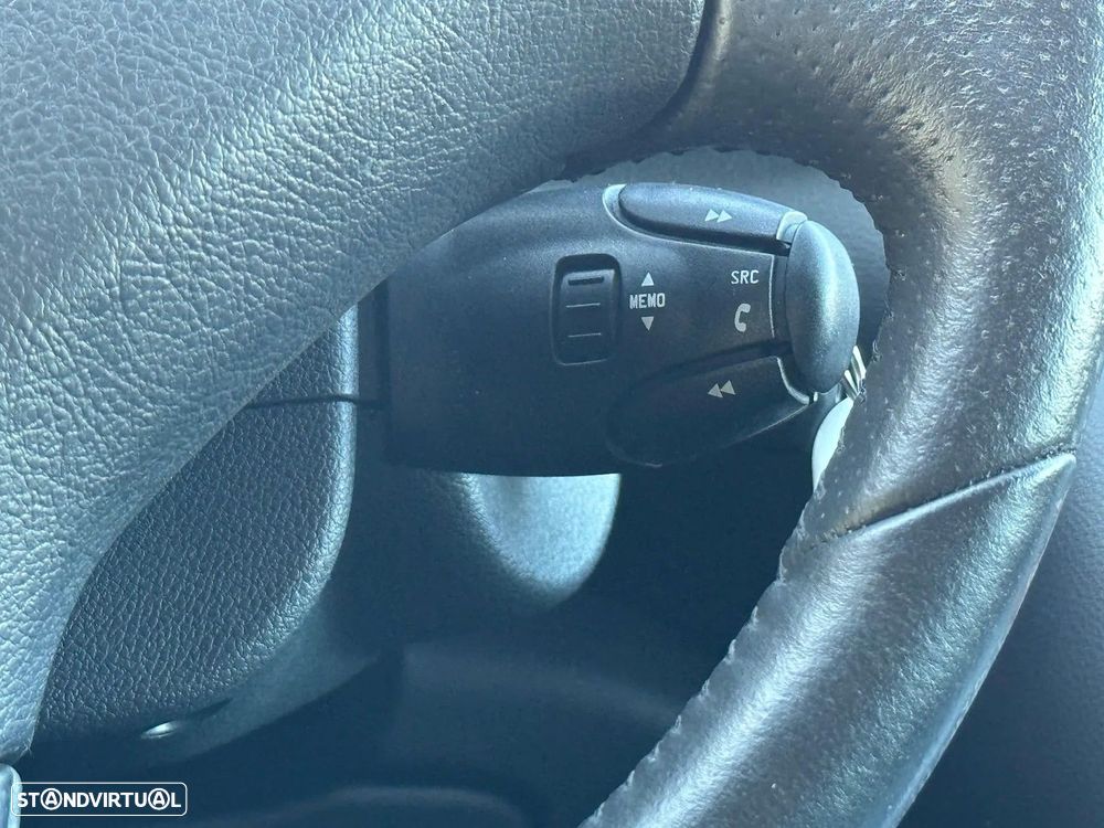 Peugeot 3008 1.6 e-HDi Allure 2-Tronic - 13