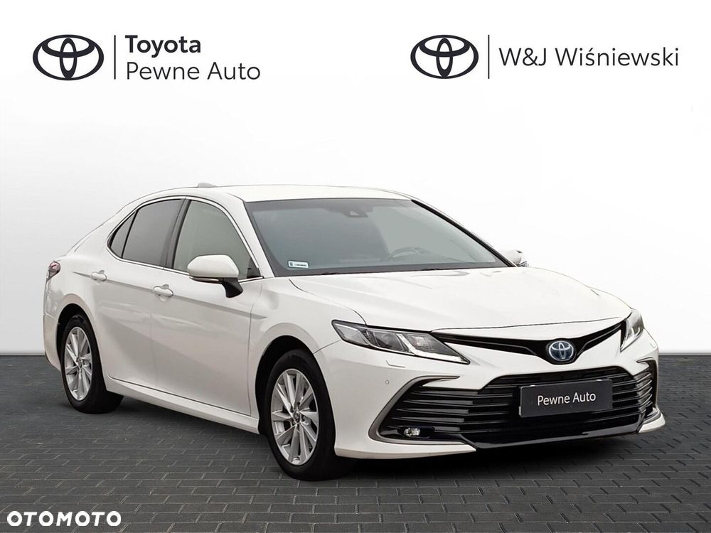 Toyota Camry 2.5 Hybrid Comfort CVT - 26