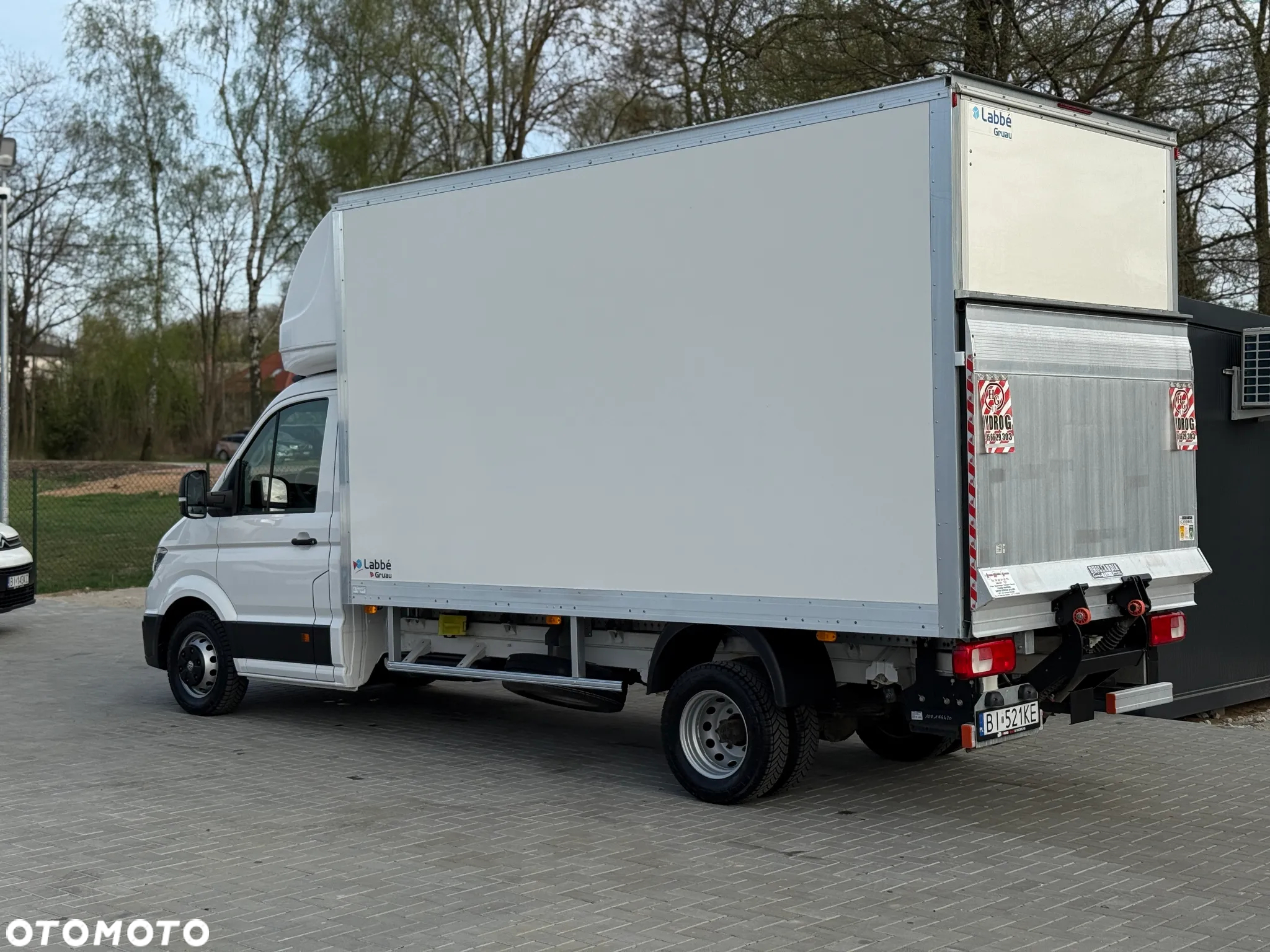 Volkswagen Crafter 2.0 177KM / 12.2021 / 51.850KM / Kontener 8EP + Drzwi Boczne / Winda 750KG / ZAREJESTROWANY - 12