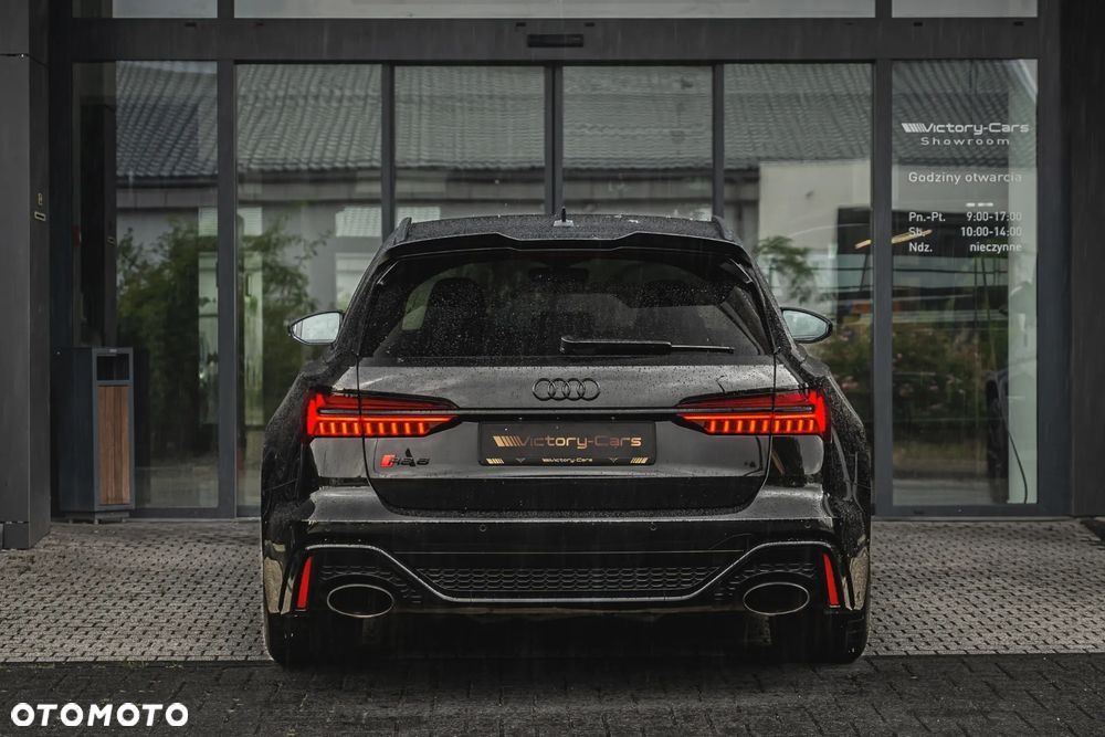 Audi RS6 Avant - 18