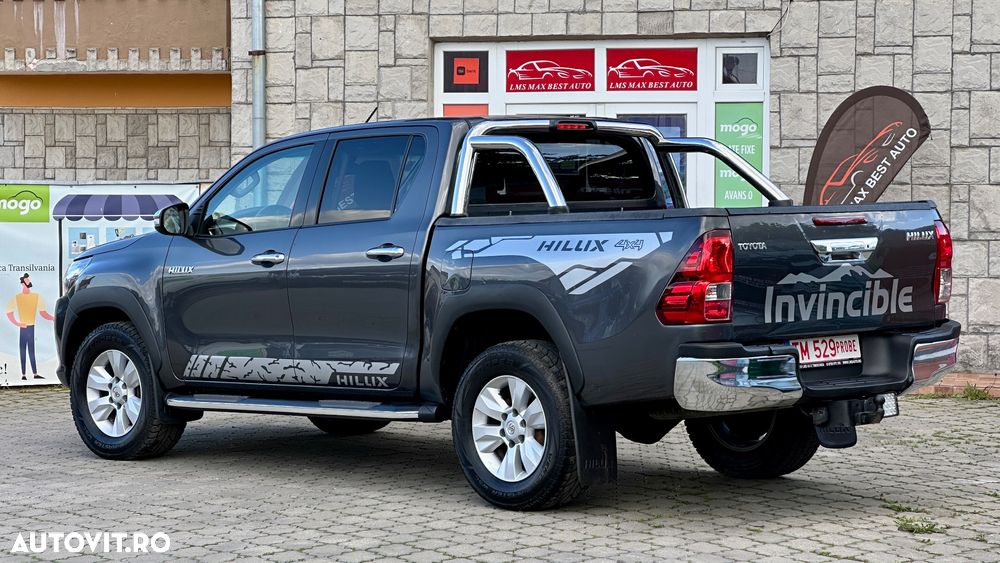 Toyota Hilux - 4