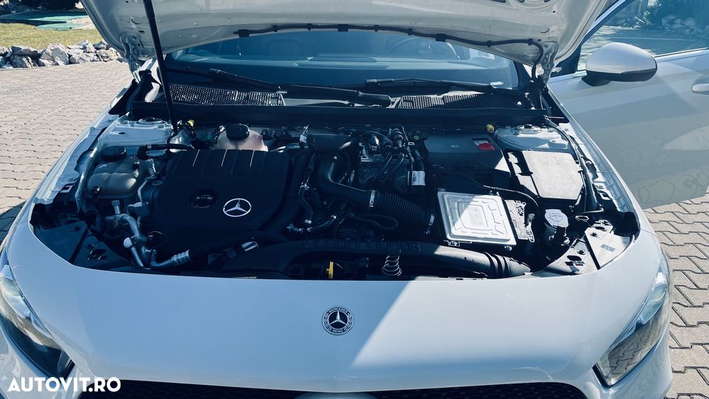 Mercedes-Benz A 250 e Sedan Aut. - 30