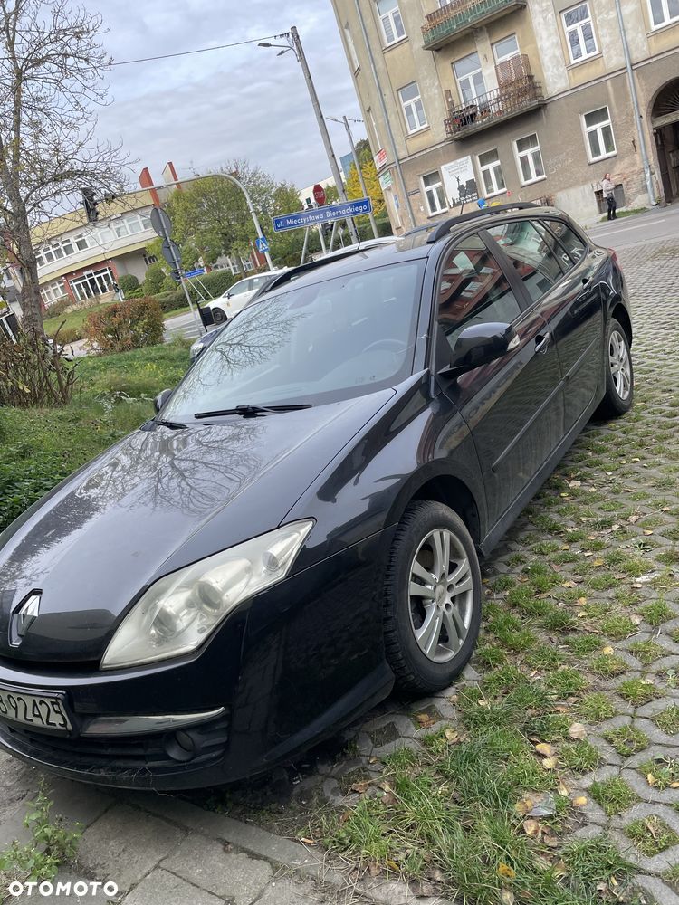 Renault Laguna - 1