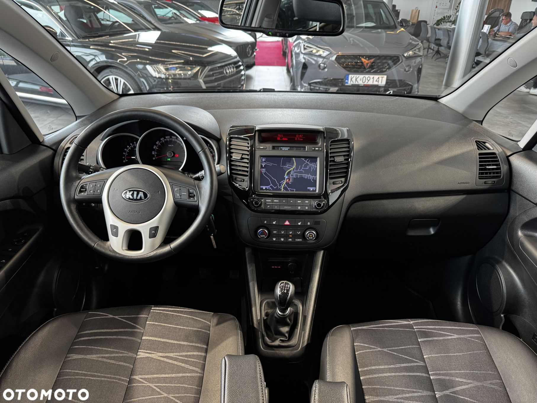 Kia Venga - 17