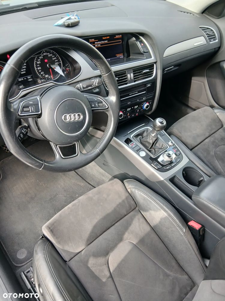 Audi A4 Allroad - 11