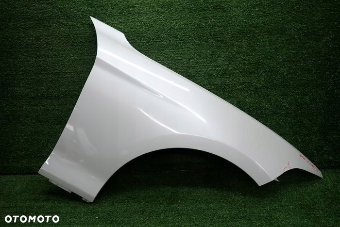 BMW F20 F21 1 błotnik prawy przedni przód