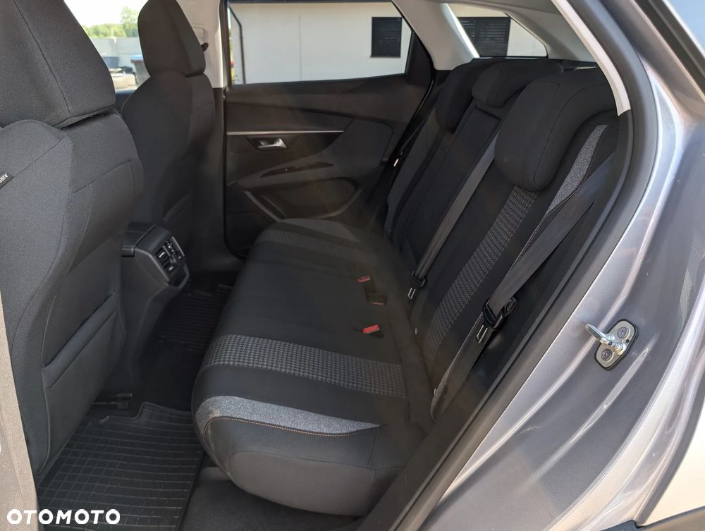 Peugeot 3008 PureTech 130 Stop & Start GPF Allure - 37