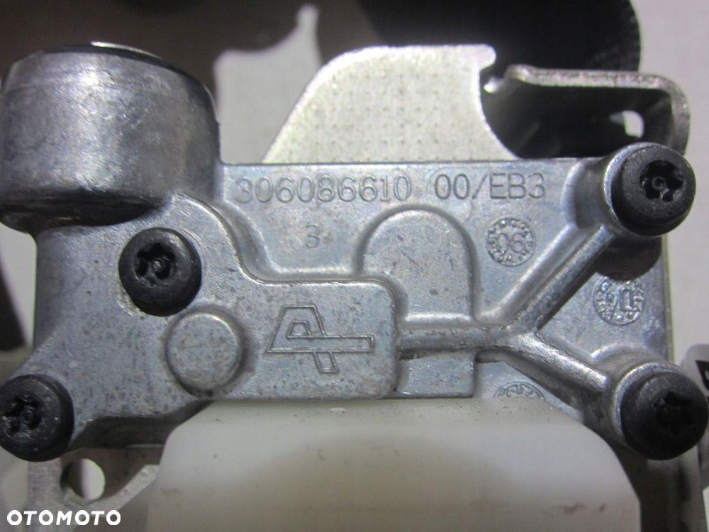 BMW X5 E70 E71 NAPINACZ PASA DOPINACZ LEWY PRAWY - 5