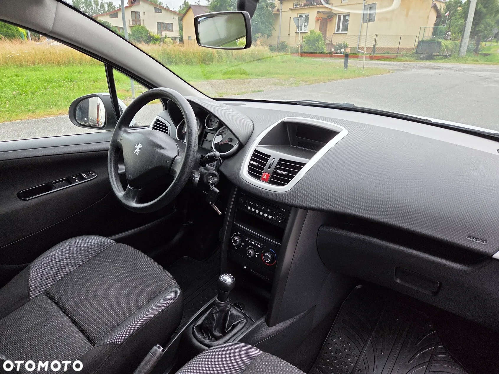 Peugeot 207 1.4 Trendy - 12
