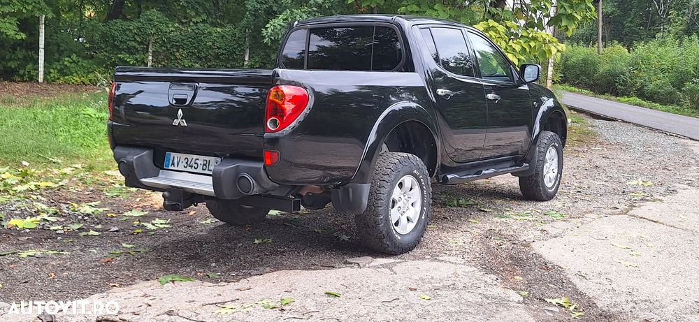 Mitsubishi L200 Pick Up 4x4 Autm. Intense Double Cab - 6